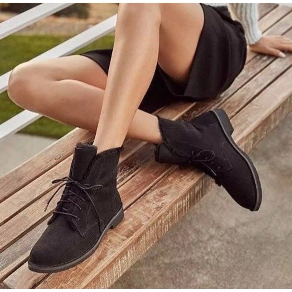 UGG Womens Quincy Classic Shearling Ankle Bootie - 1012359 - Black‎ - 7.5